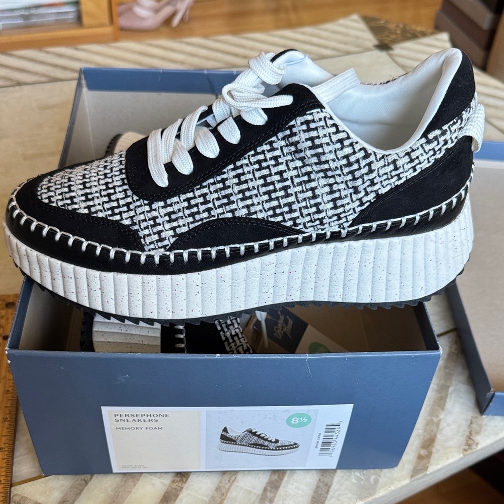 Universal Thread Black and Cream Woven Platform Sneakers